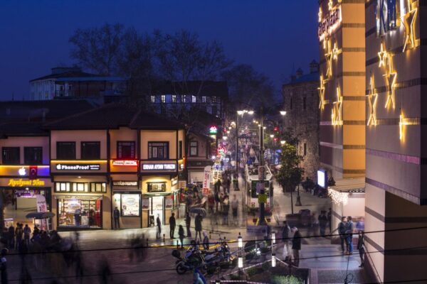 Bursa Cumhuriyet Caddesi