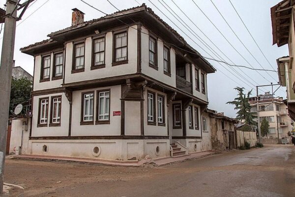 Bursa Tarihi Evleri