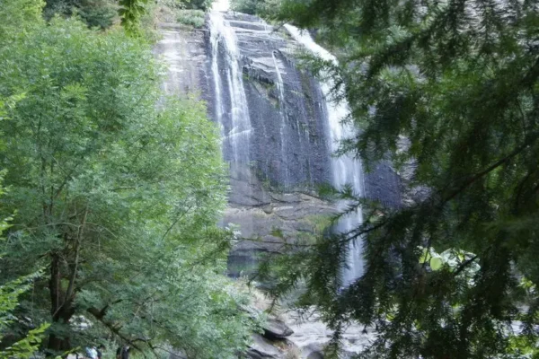 Suuçtu Şelalesi