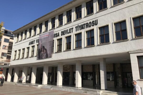 ahmet vefik paşa tiyatrosu