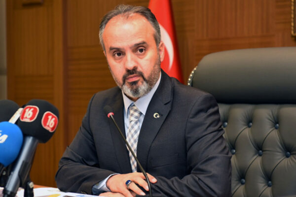 alinur aktaş